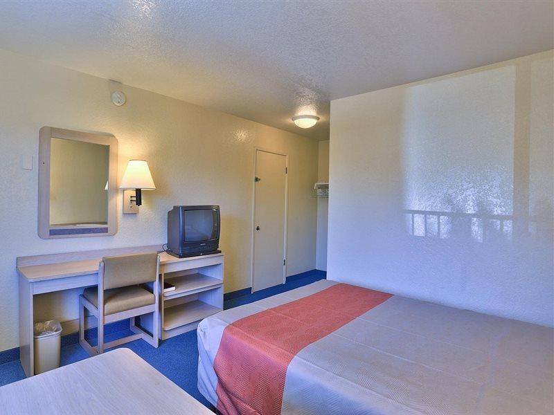 Hotel 6-prescott, Az 2*